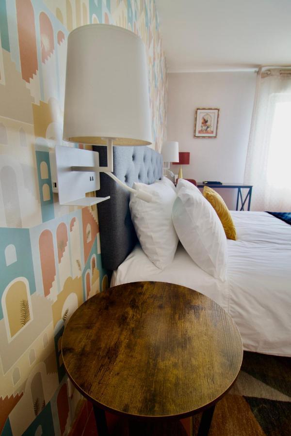 Bed and Breakfast O Trois Oliviers à Louin Extérieur photo